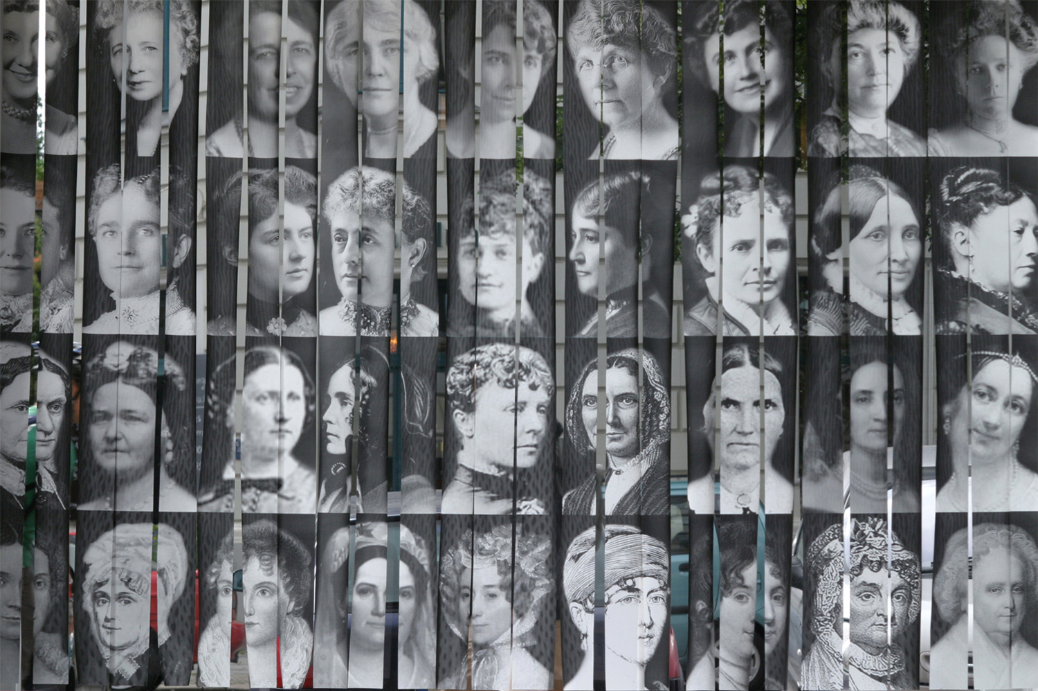 the United Ladies of Amerika (2007) PAPER CURTAIN